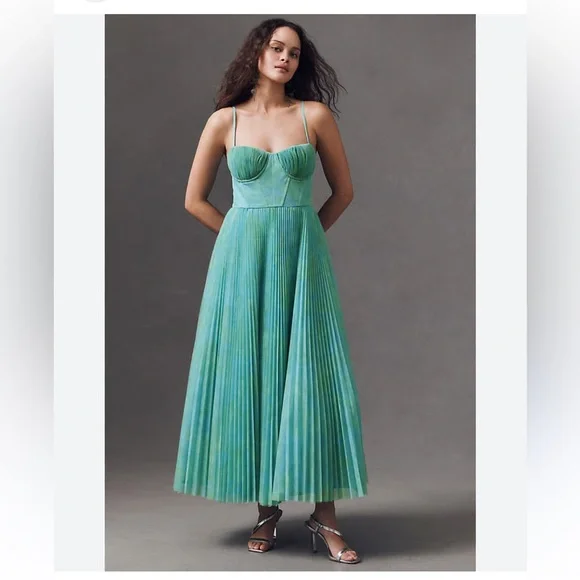hutch amara sweetheart pleated midi dress Hutch Amara size 26w Bustier Pleated Fit & Flare Midi Dress
